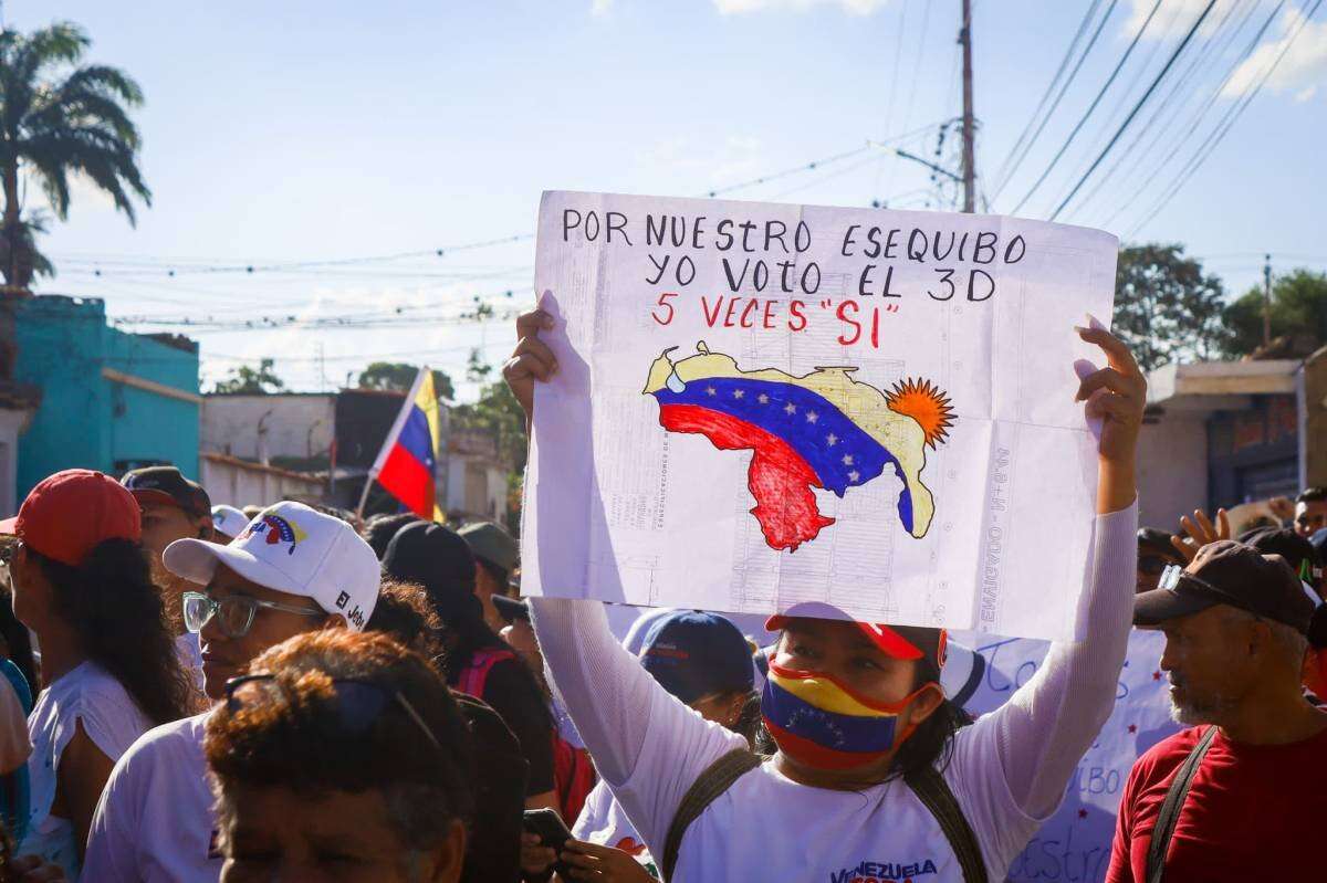 Referendo sobre Guiana tem baixa adesão e Venezuela prorroga votação