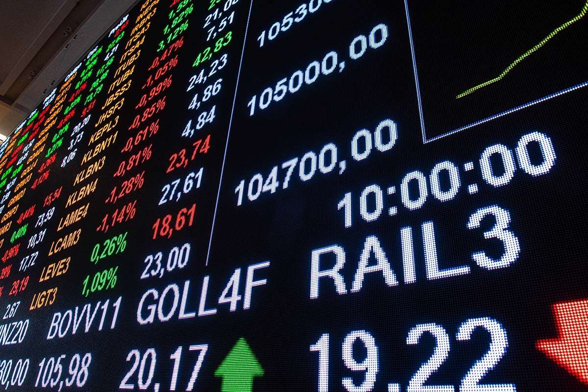 Ibovespa agora: bolsa opera em alta com ata do Copom e fiscal no radar