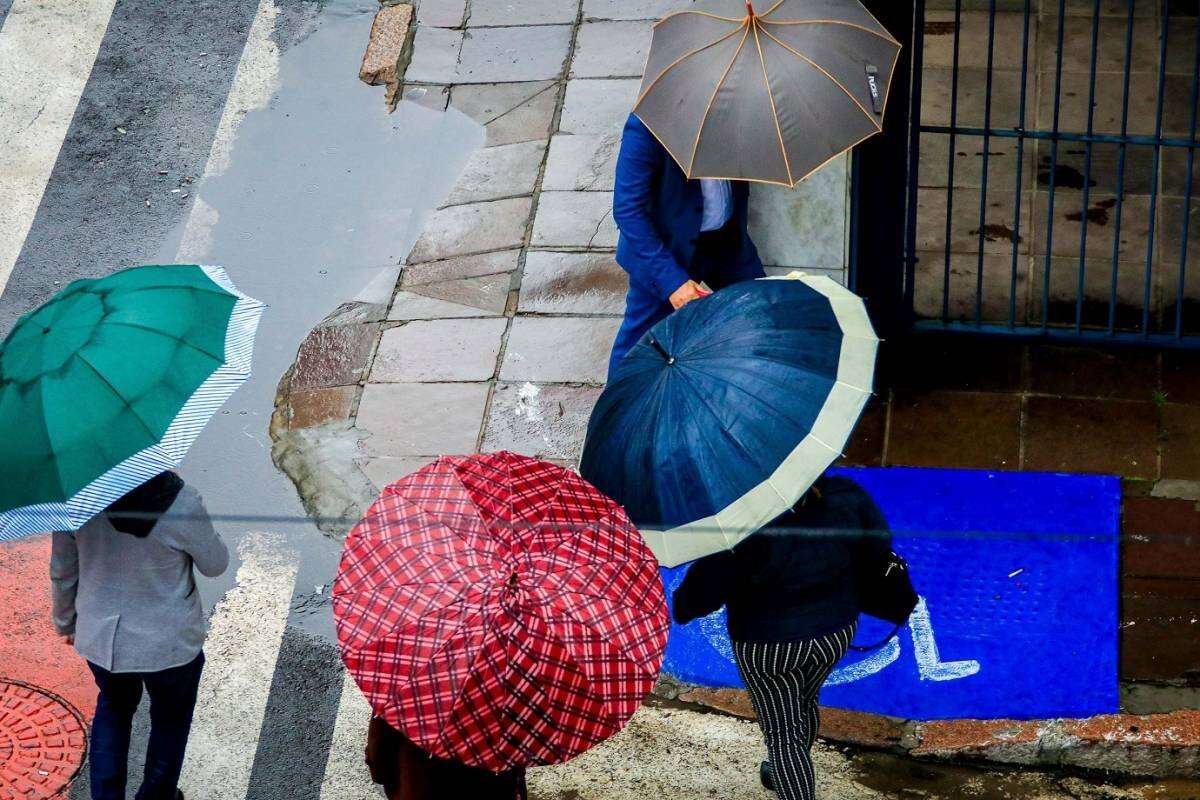 Sul sofrerá com onda de calor, enquanto 18 estados terão chuvas intensas nesta terça