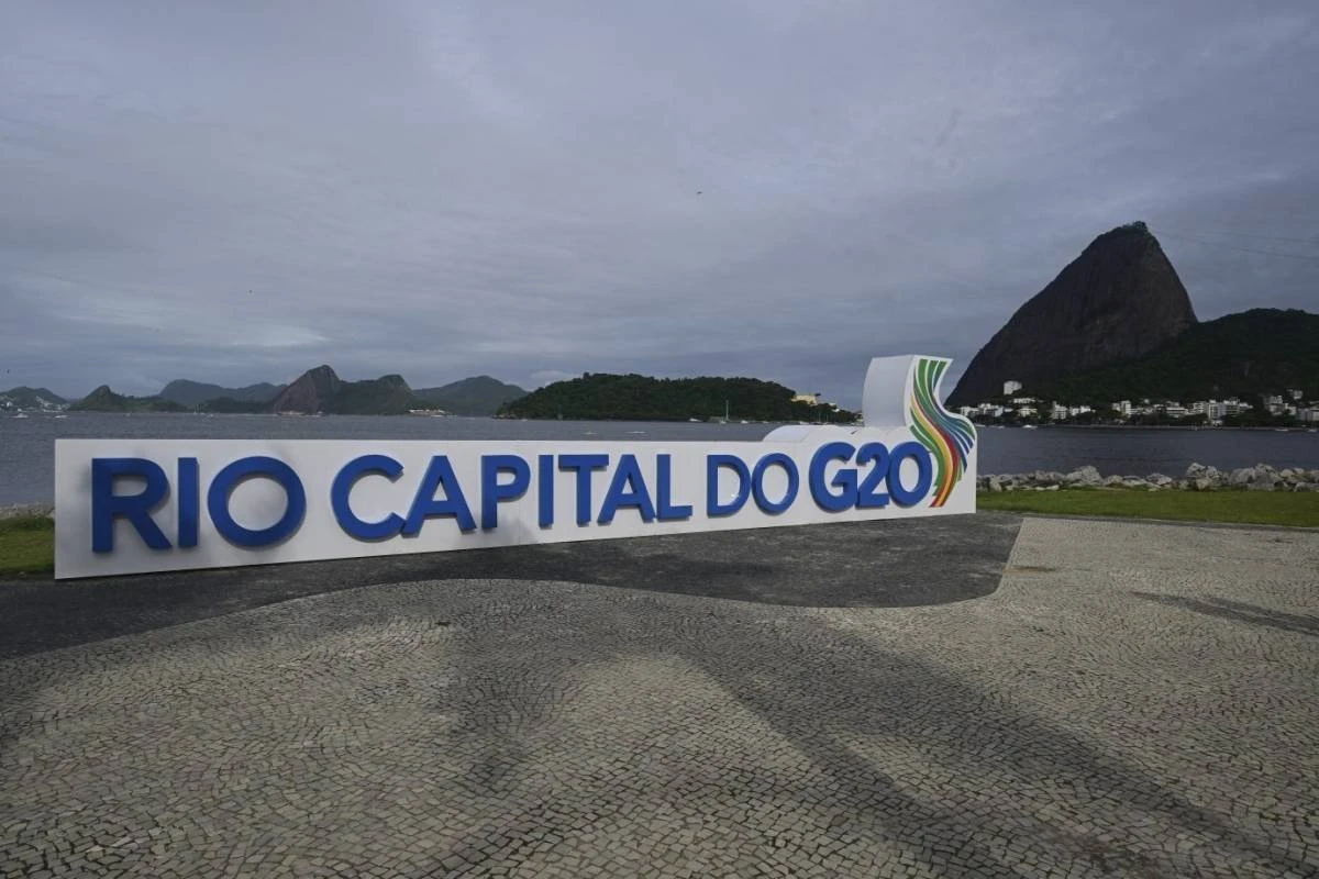 Ministro russo promete resposta 'simétrica' caso EUA decidam usar ativos para financiar a Ucrânia