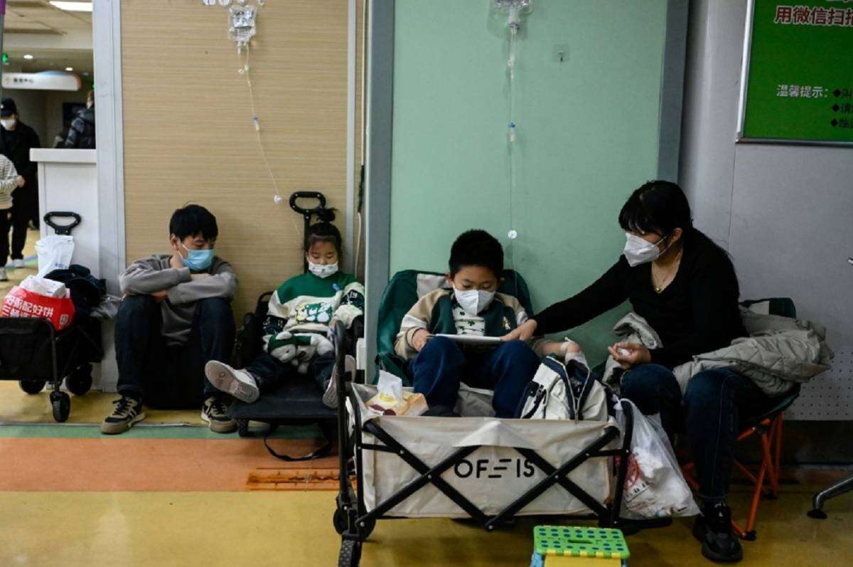 Após pedido público da OMS, China entrega dados sobre surto de pneumonia no país