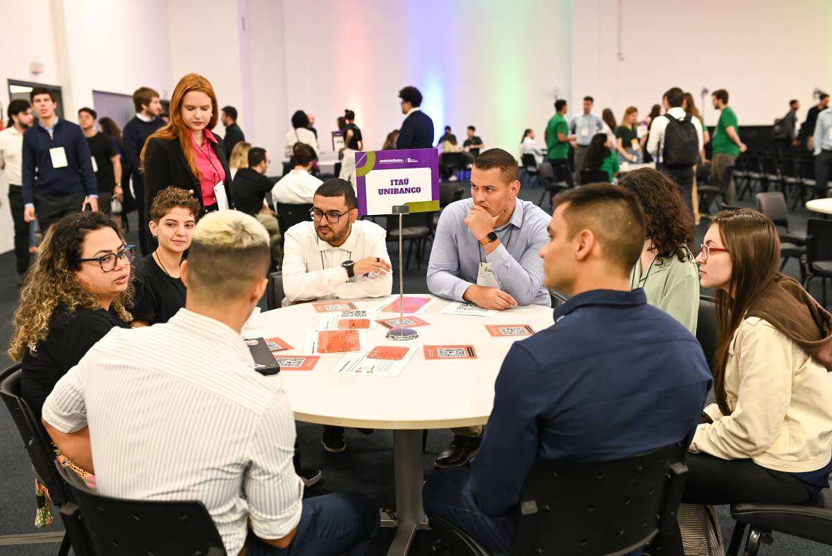 Evento que conecta jovens a grandes empresas do mercado financeiro abre inscrições em São Paulo