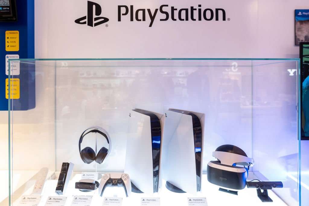 Vendas de PS5 chegam a 9,6 milhões de unidades e divisão da Sony atinge melhor trimestre