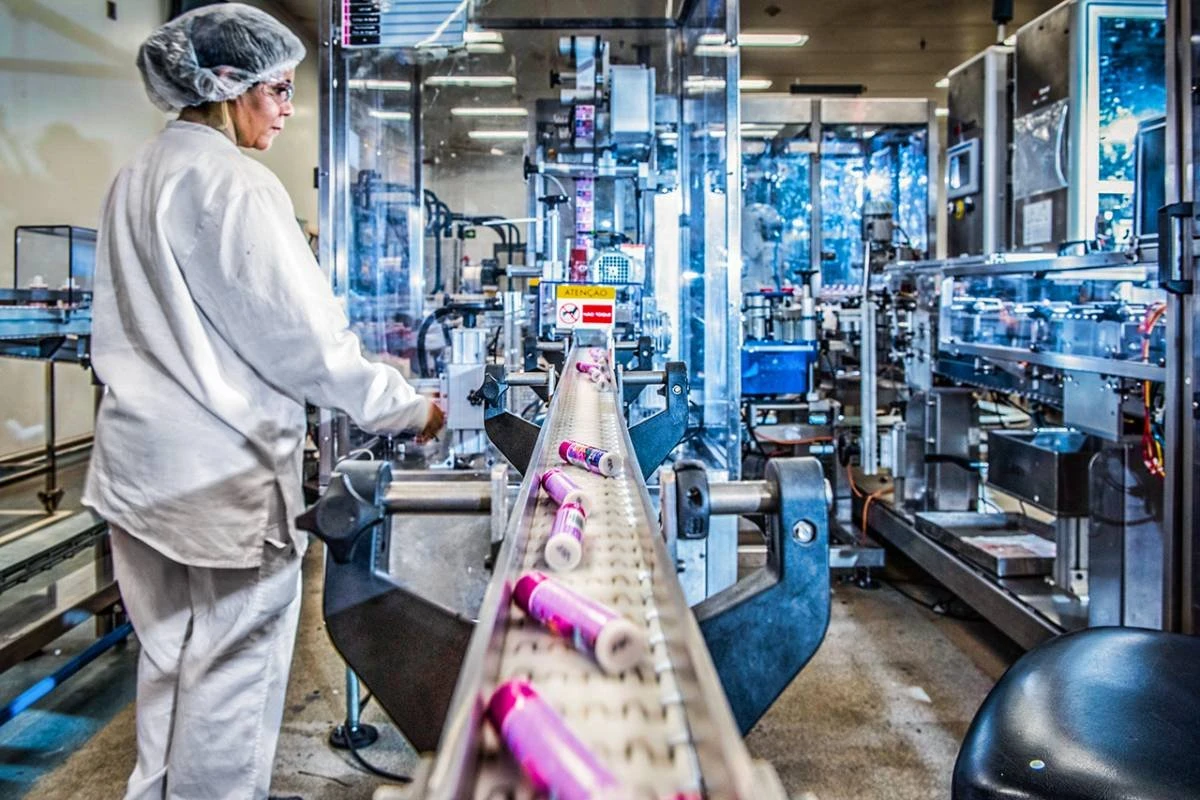 Natura &Co vende fábrica da Avon em Interlagos e avança em integração das operações