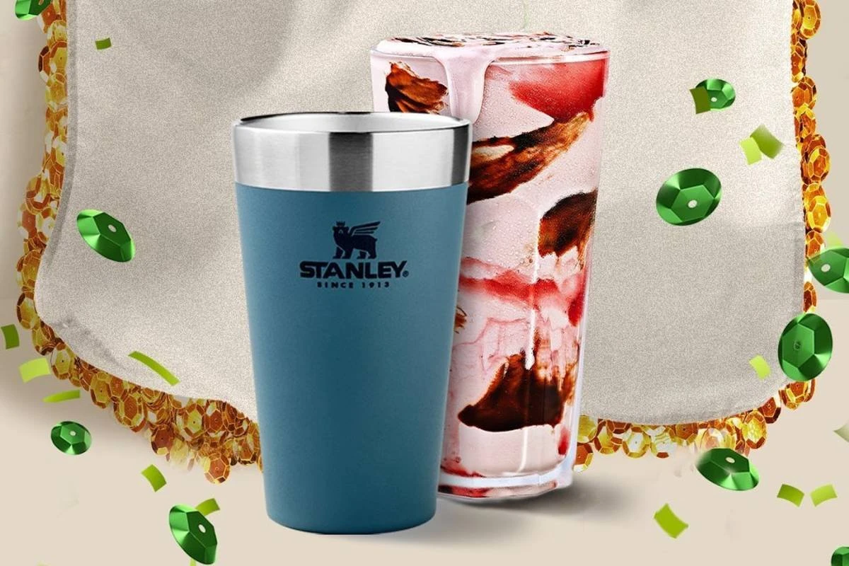 Copo Stanley de brinde do Burger King esgota em 1 hora