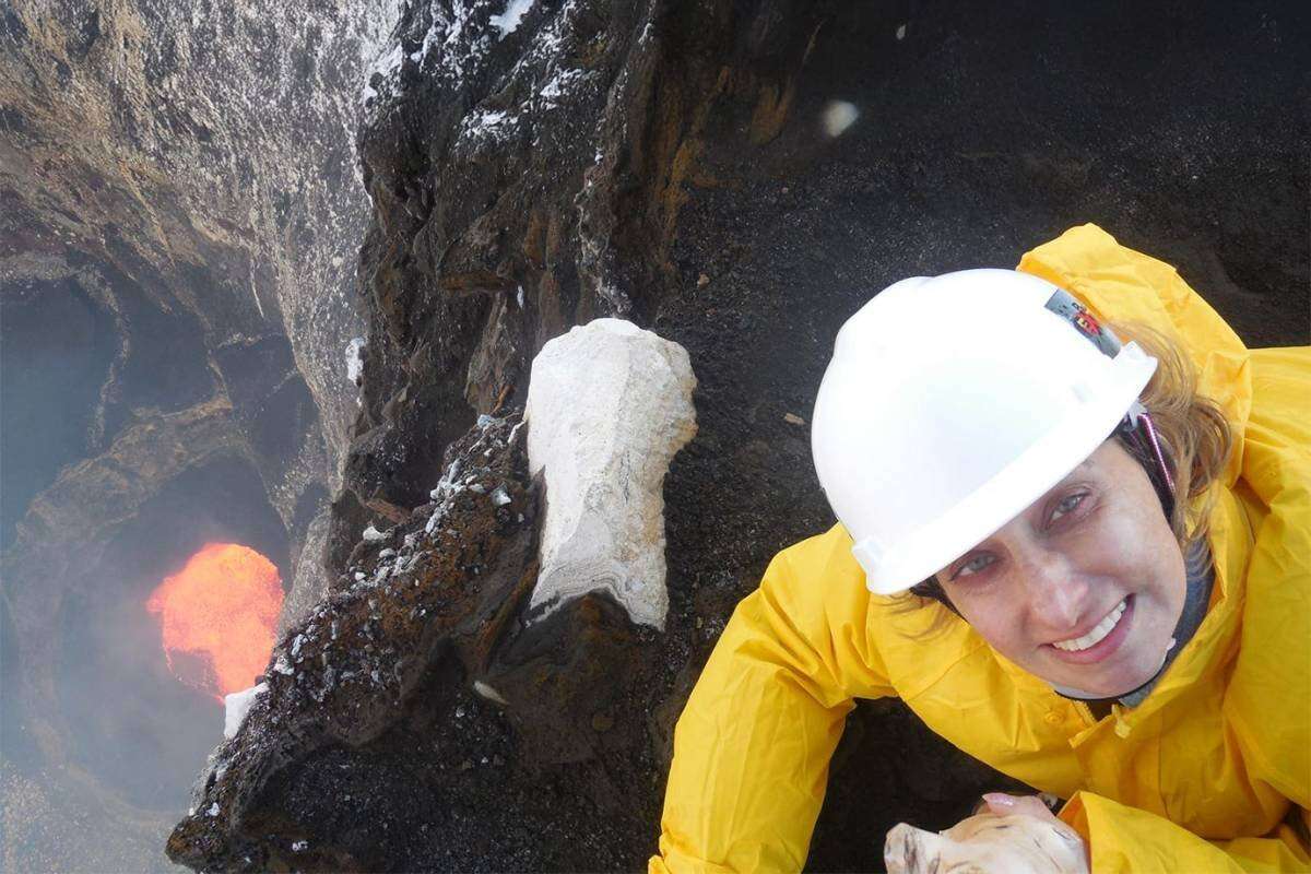 O céu não é o limite: Essa brasileira fez carreira na NASA e já descobriu 71 vulcões espaciais