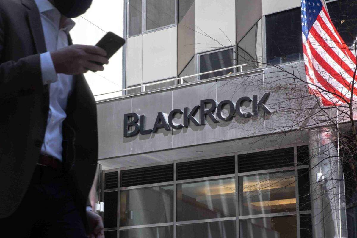 BlackRock deve comprar portos do Canal do Panamá em acordo de US$ 22,8 bilhões; ações sobem