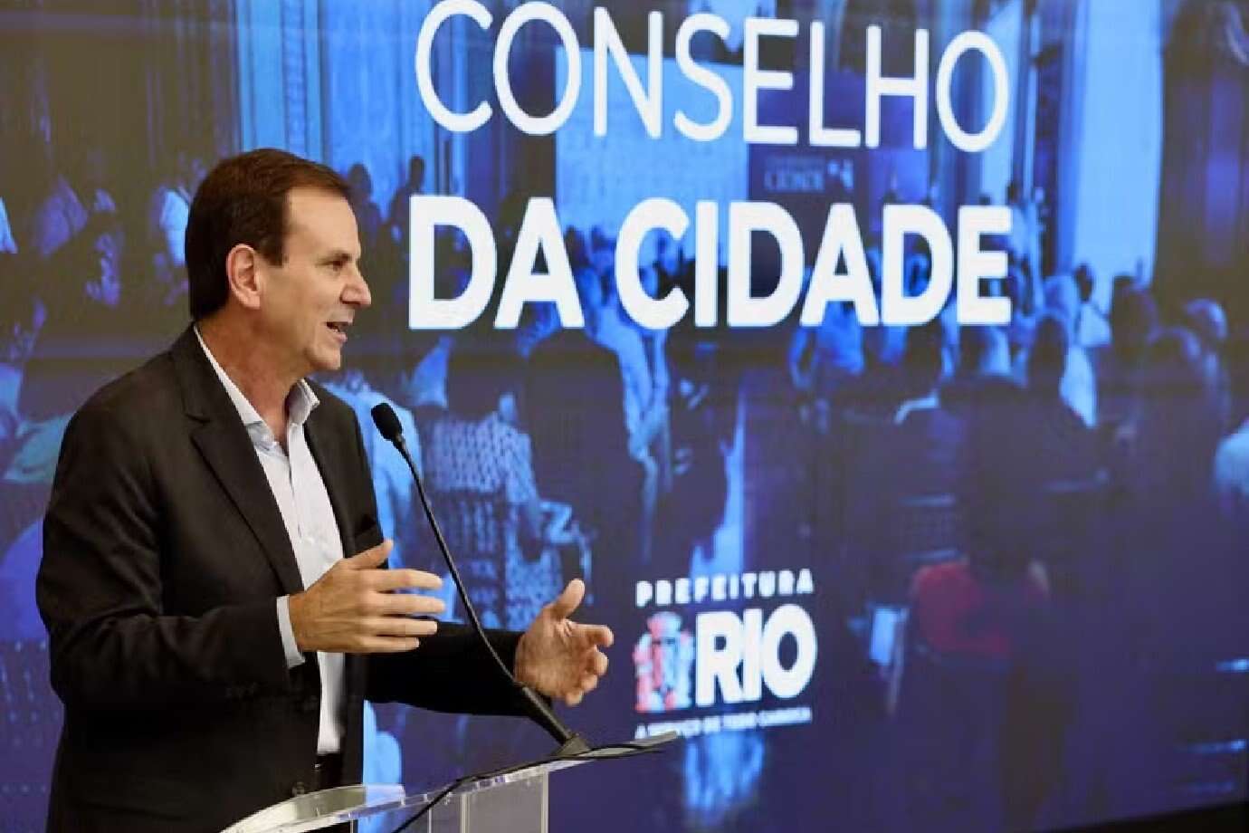 Paes propõe que guardas municipais sejam armados na nova Força de Segurança Municipal do Rio