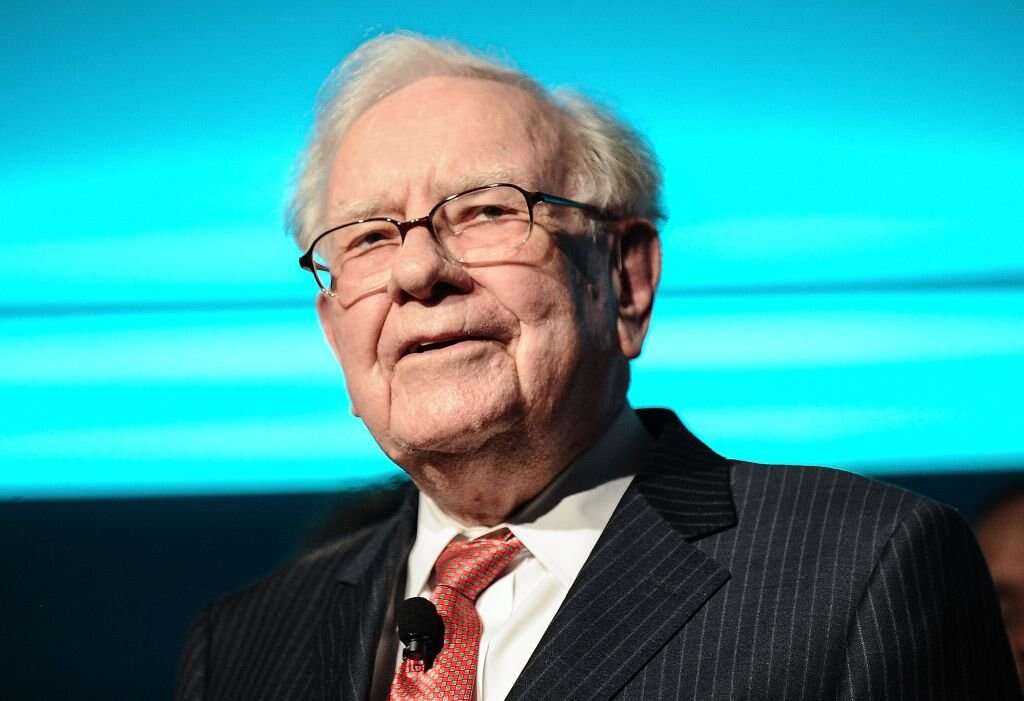 Berkshire Hathaway registra lucro de US$ 47,4 bilhões em 2024, e Buffet sinaliza aposentadora