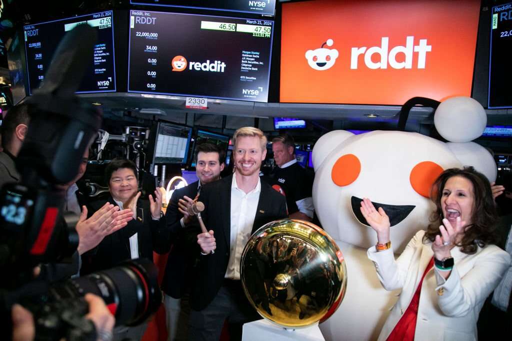 De IPO viral ao derretimento: por que o Reddit sofreu mais que as outras na bolsa?