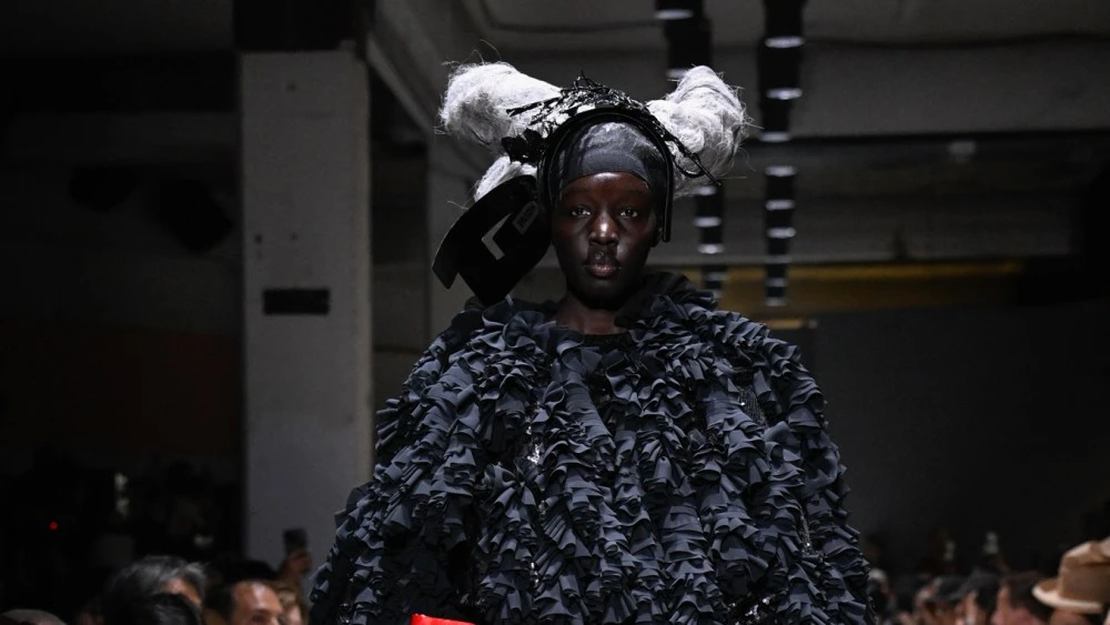 Comme des Garçons Fall 2026: Back in Black