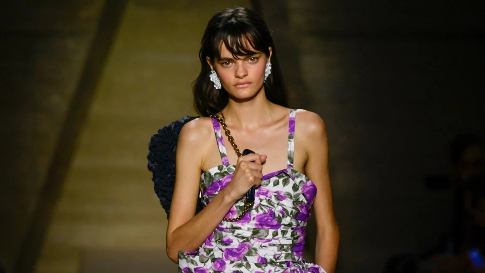 Chloé Spring 2026: Hanging With Drapes