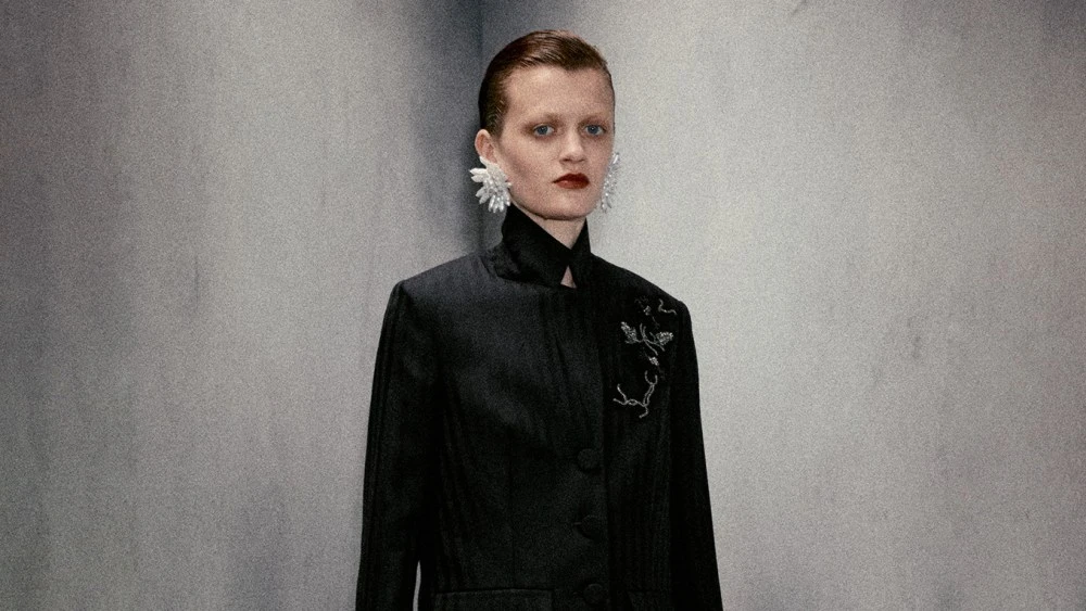 Huishan Zhang Resort 2027: A Rose Between Two Worlds