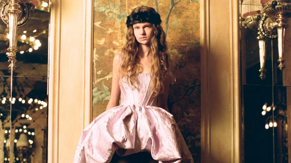 Aknvas Resort 2027: Fantasy for the Real World