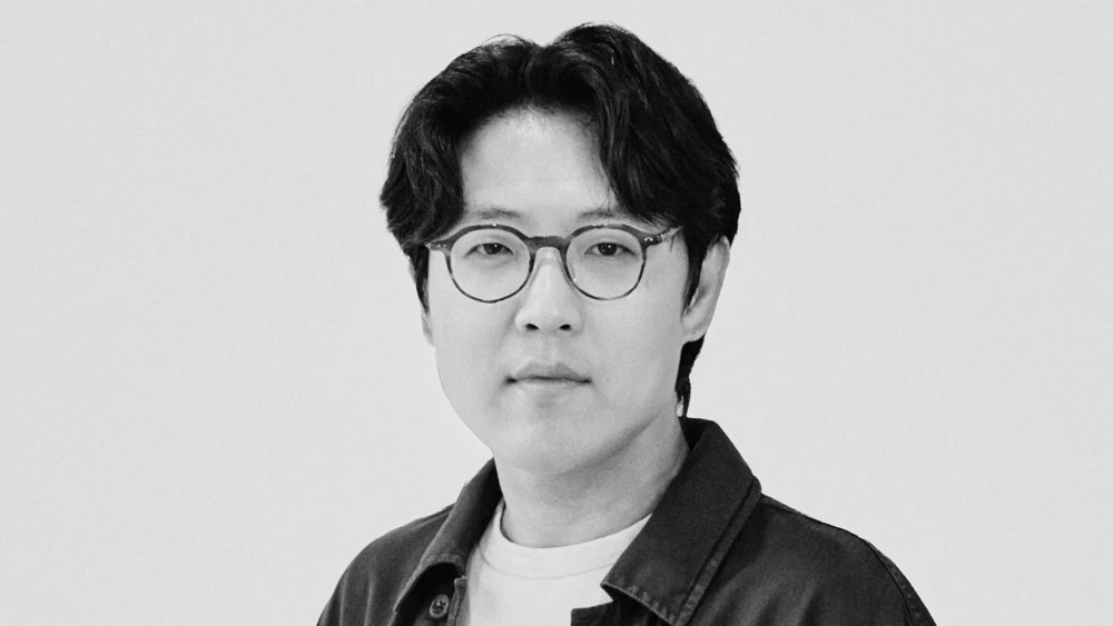 Ceramic Artist Jongjin Park Wins 2026 Loewe Foundation Craft Prize for Shape-Shifting Sculpture
