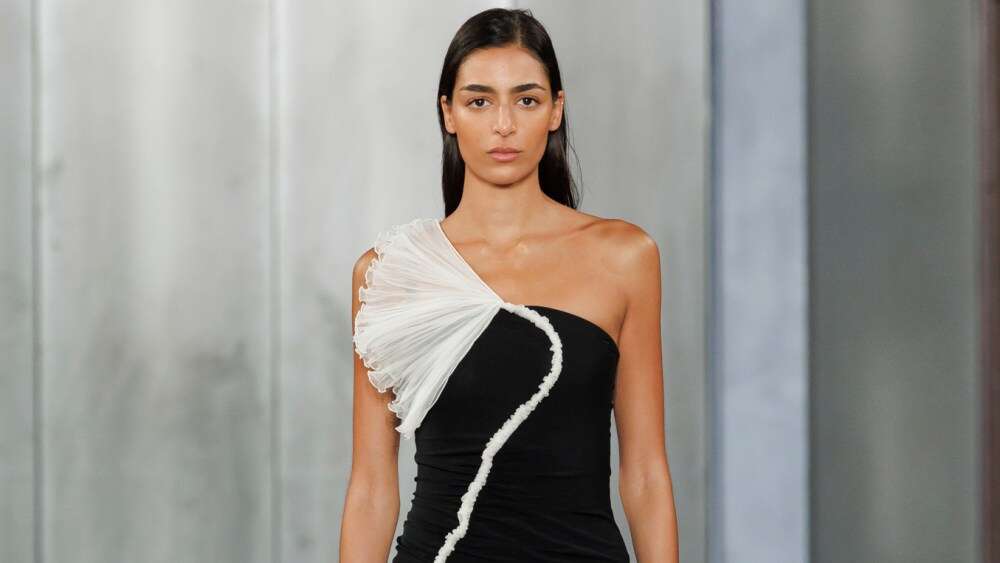 Nensi Dojaka Spring 2025 Ready to Wear: Over and Under