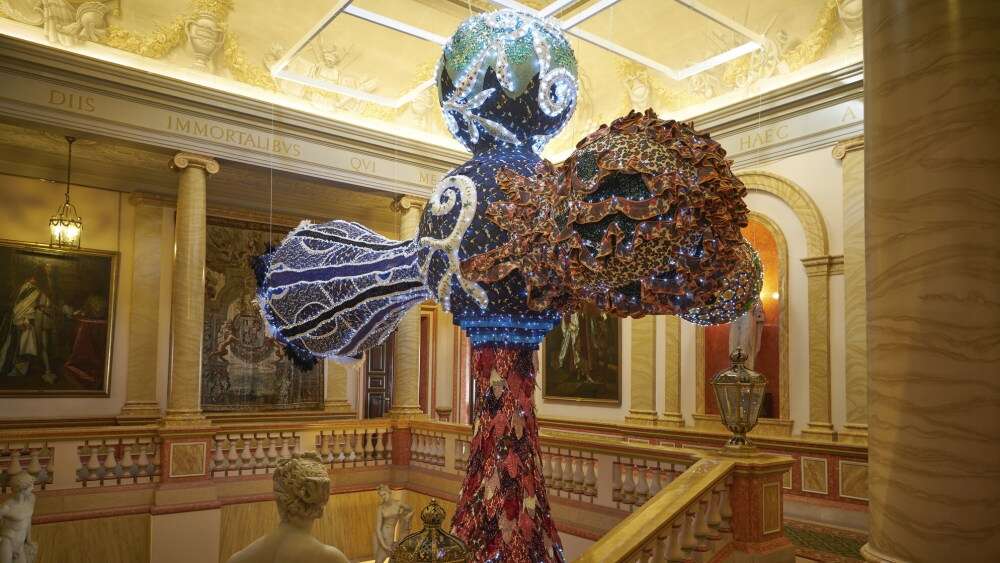 Dior Toasts Joana Vasconcelos Exhibition in Madrid