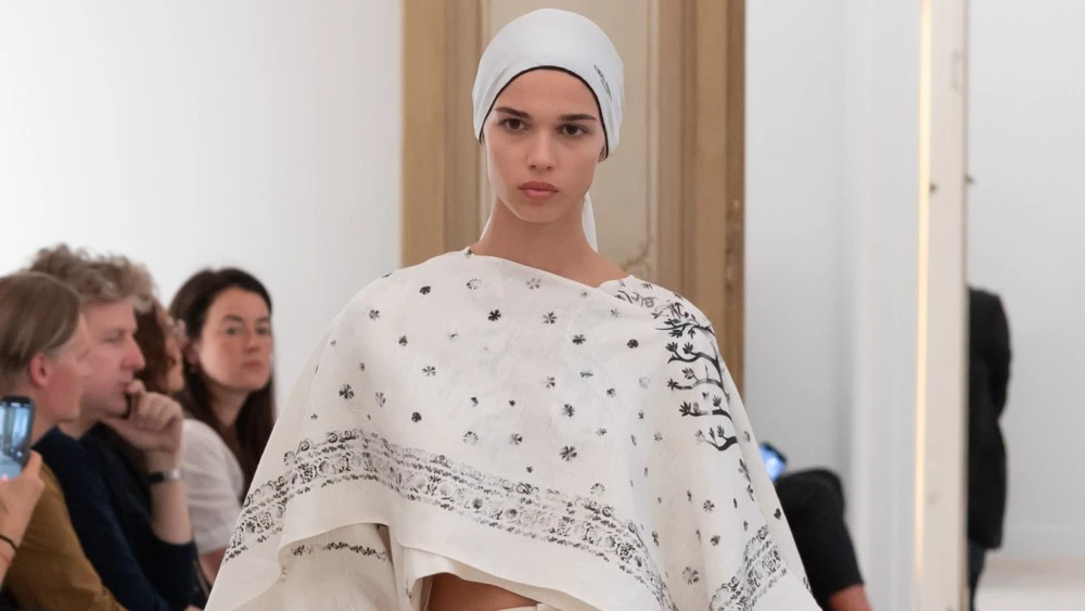 Add a Little Flair to Everyday Dressing With a Cape