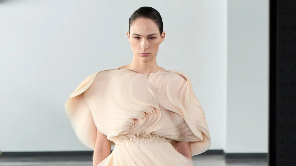 Rami Al Ali Spring 2026 Couture: A Breeze Across the Desert