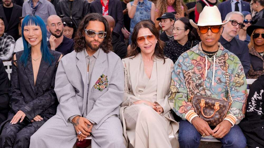 Vernon, Maluma Cause Chaos at Kenzo