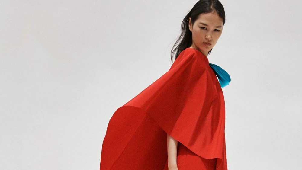 Carolina Herrera Resort 2026: Vibrant and Strong