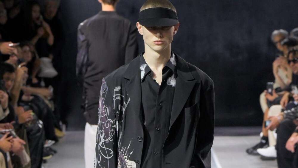 Yohji Yamamoto Men’s Spring 2025: Easy, Breezy and Full of Light