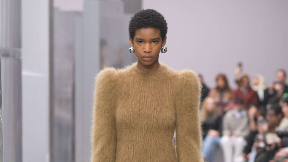 Acne Studios Fall 2025: Bear Necessities