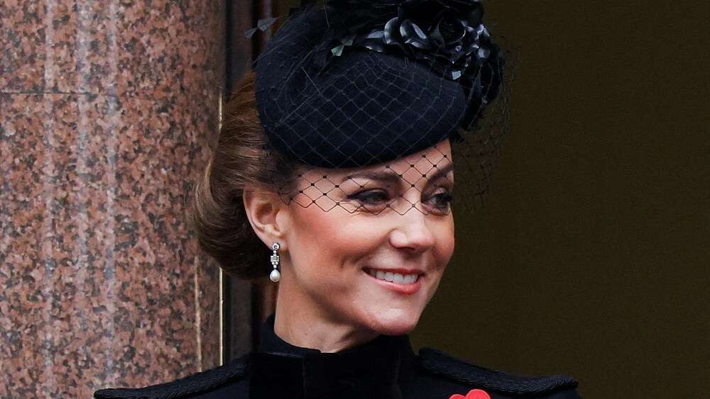 Kate Middleton Wears Queen Elizabeth II’s Bahrain Pearl Drop Earrings to Remembrance Sunday Service