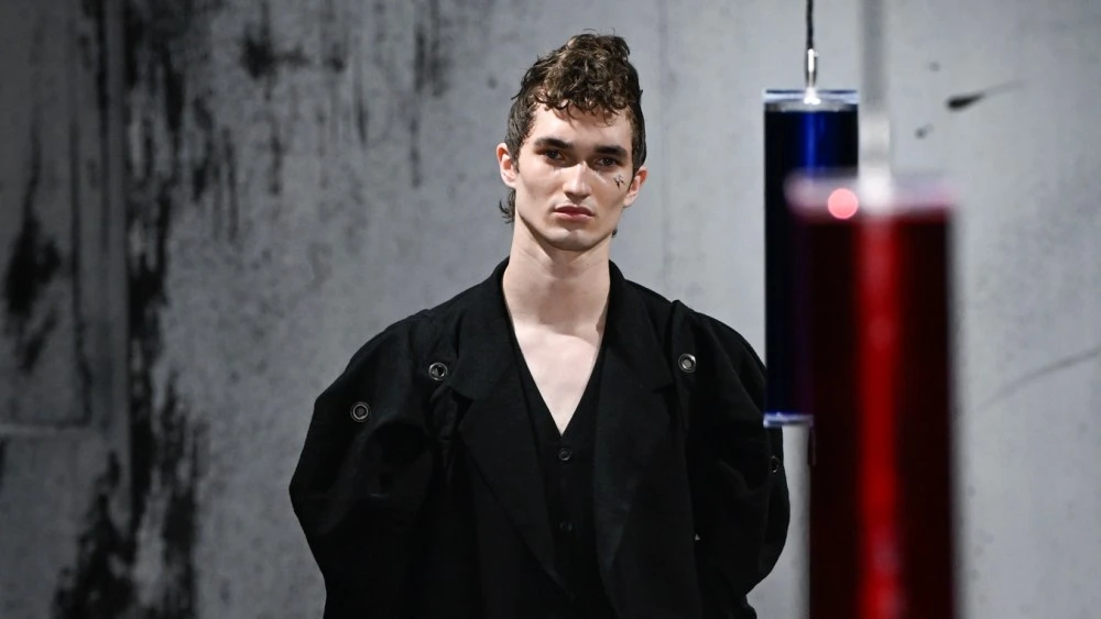 Yohji Yamamoto Men’s Spring 2027: Shouldering It All