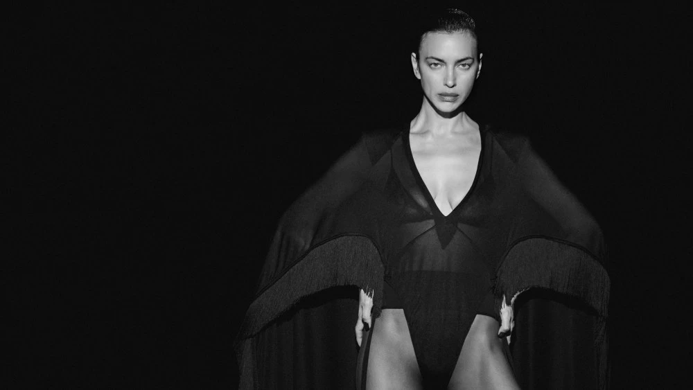Blumarine Resort 2027: Dual Voltage