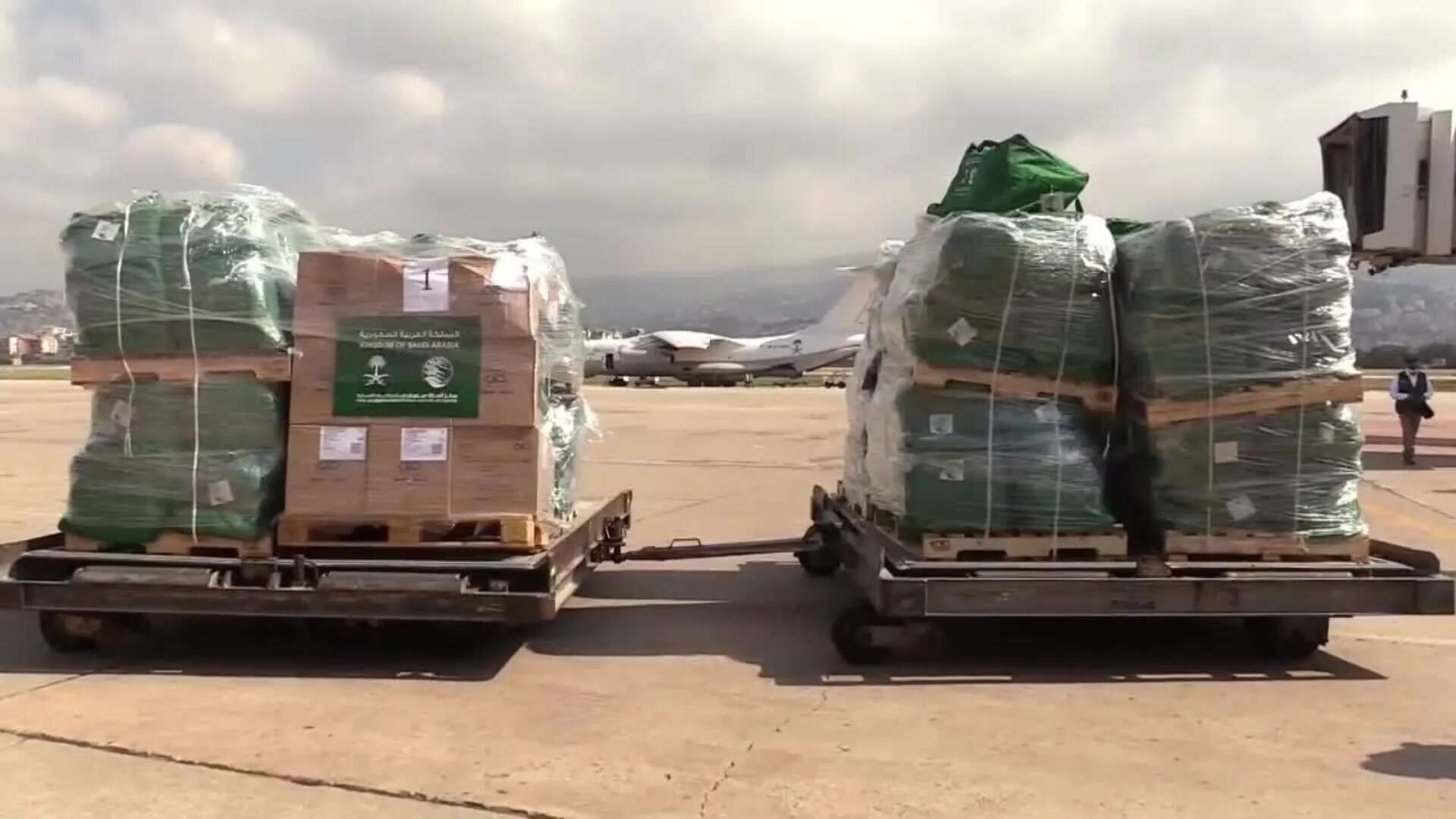 Vista como héroe, la aerolínea libanesa se ha quedado sola, pero seguirá hasta el final