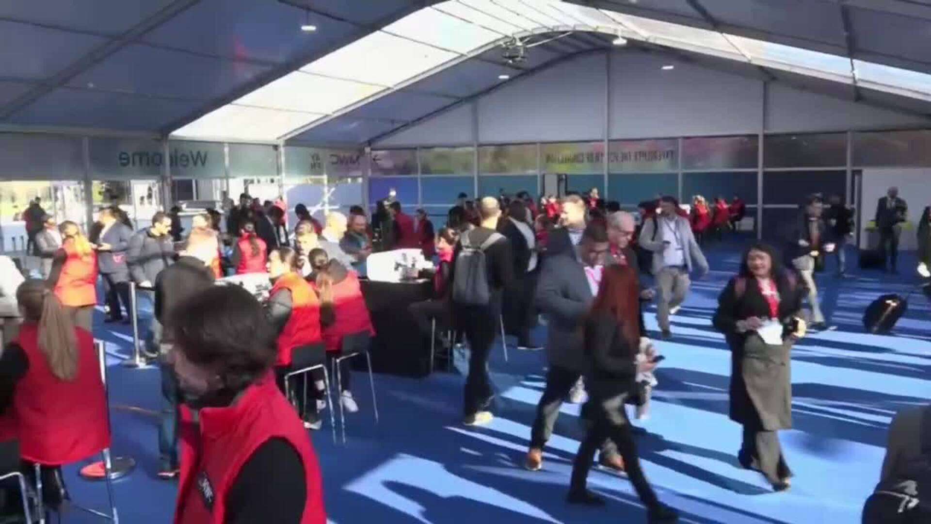 El MWC abre sus puertas con 95.000 asistentes previstos y la IA como protagonista