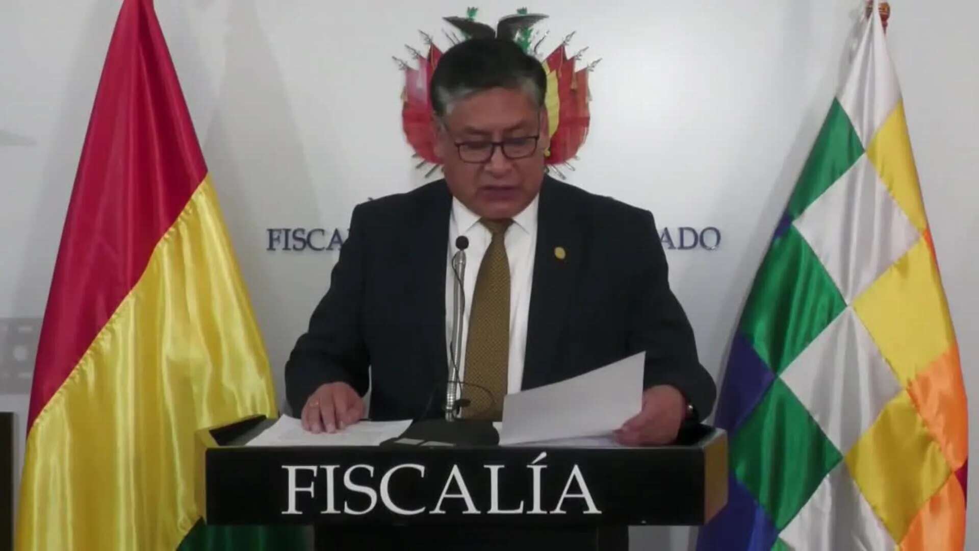 Fiscal general de Bolivia dice que no frenó investigación a Morales por trata de personas