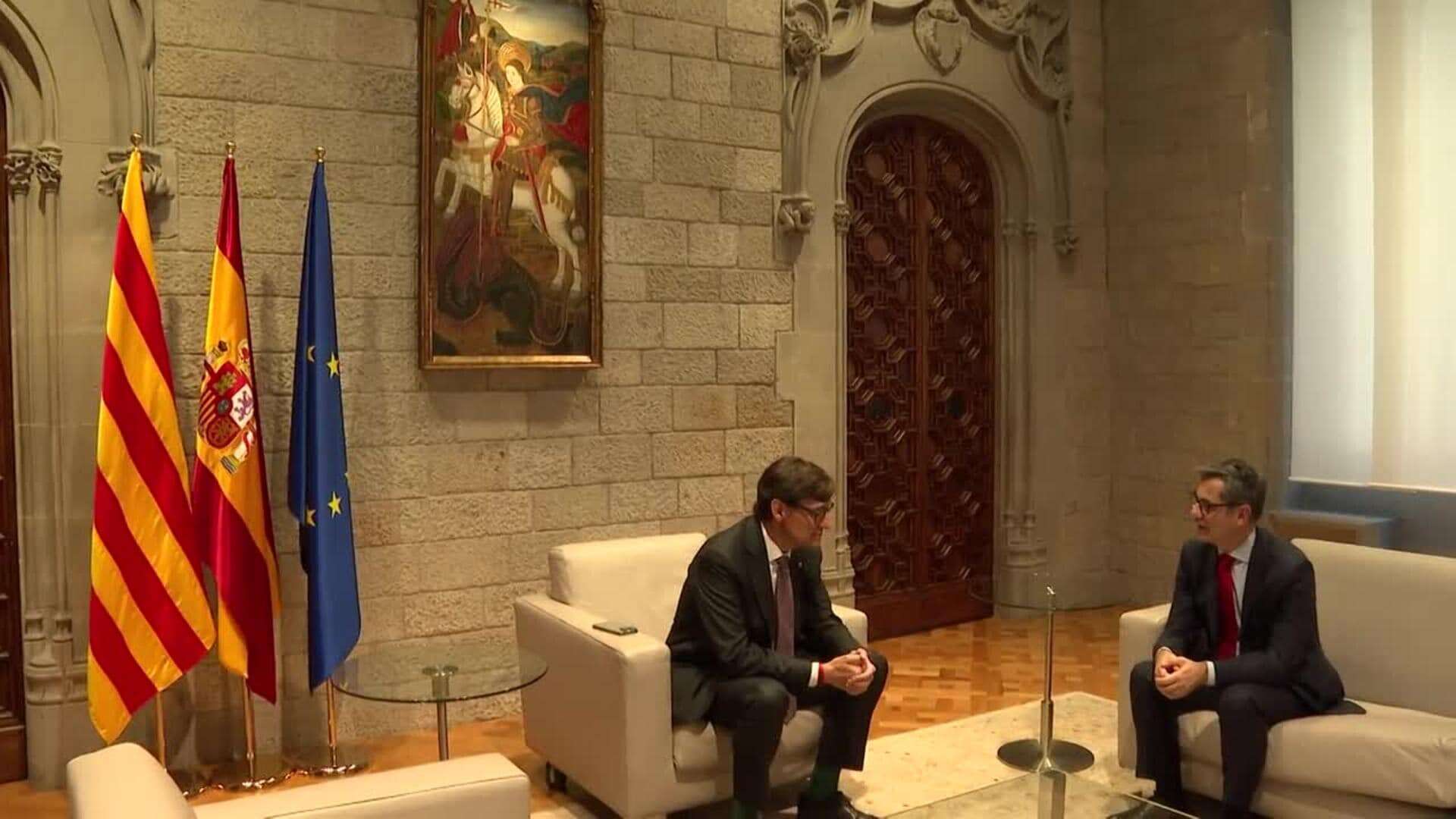 Salvador Illa recibe al ministro Félix Bolaños en el Palau de la Generalitat