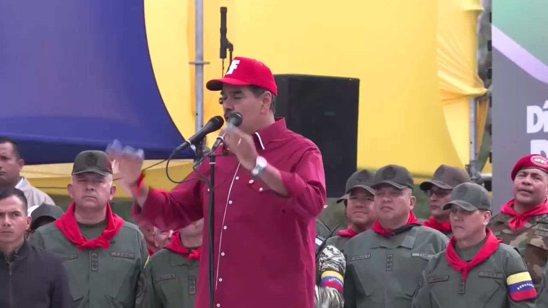 Nicolás Maduro lidera marcha en Caracas conmemorando rebelión de Chávez