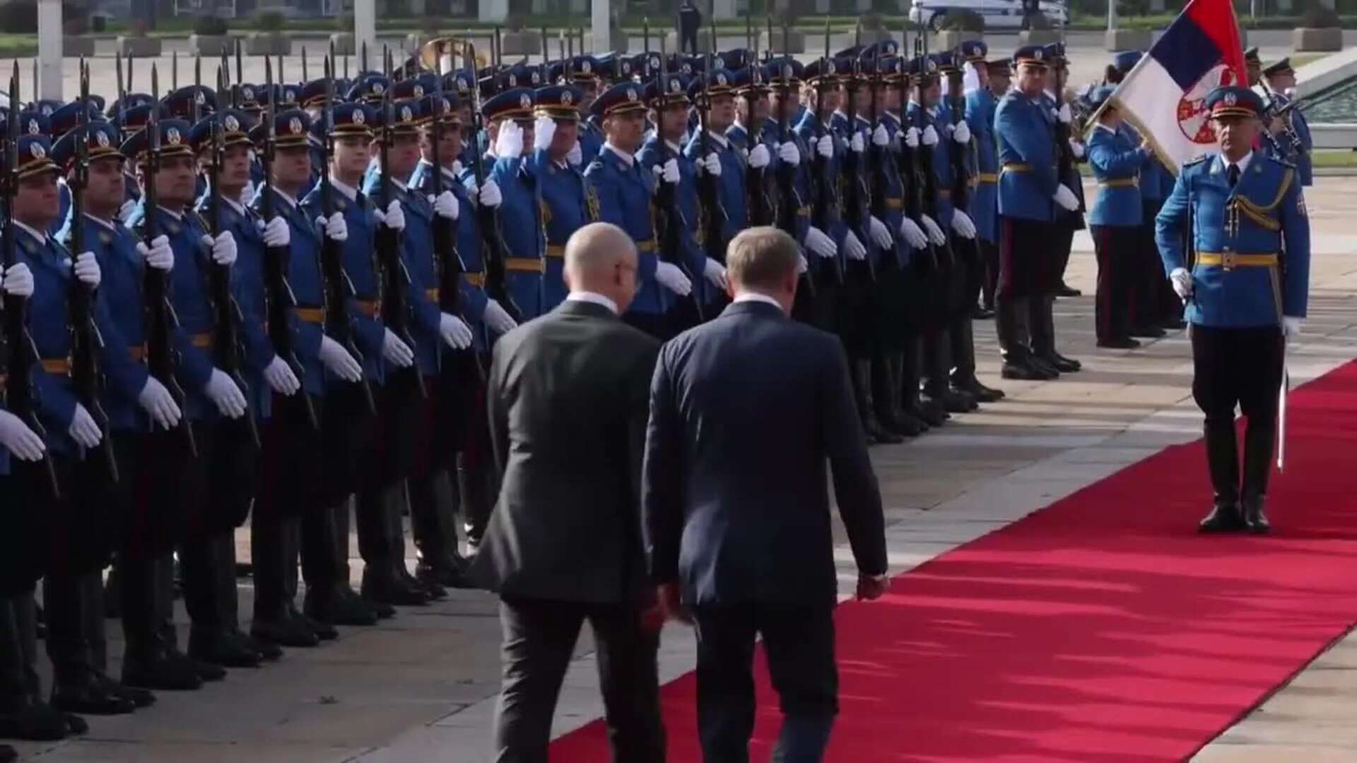 Donald Tusk y Aleksandar Vucic se reúnen en Belgrado