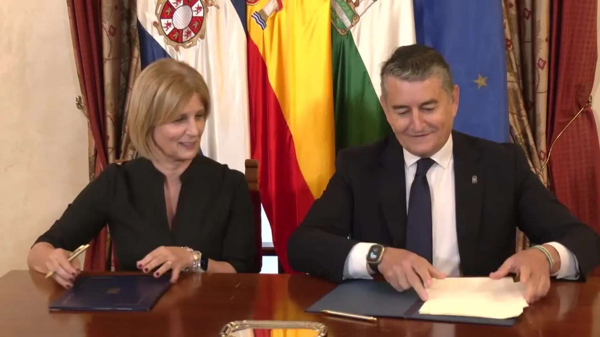 Junta y Ayuntamiento de Jerez firman un protocolo para crear un nodo de formación digital