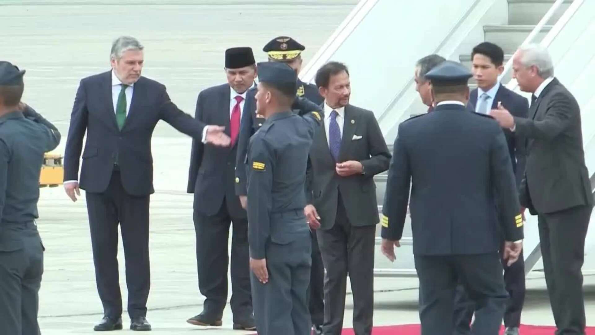 El sultán de Brunei visita Perú de manera oficial para asistir a cumbre APEC de Lima