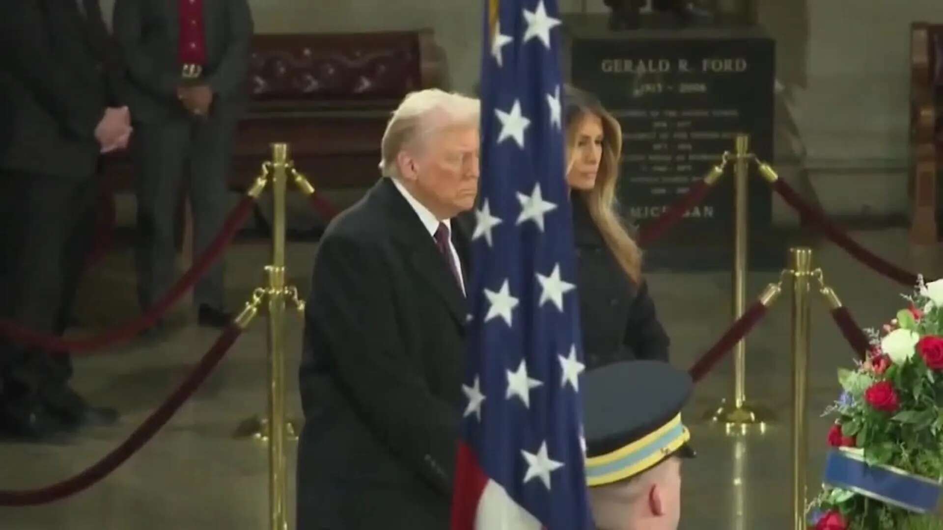 Trump presenta sus respetos a Jimmy Carter en la capilla ardiente del Capitolio