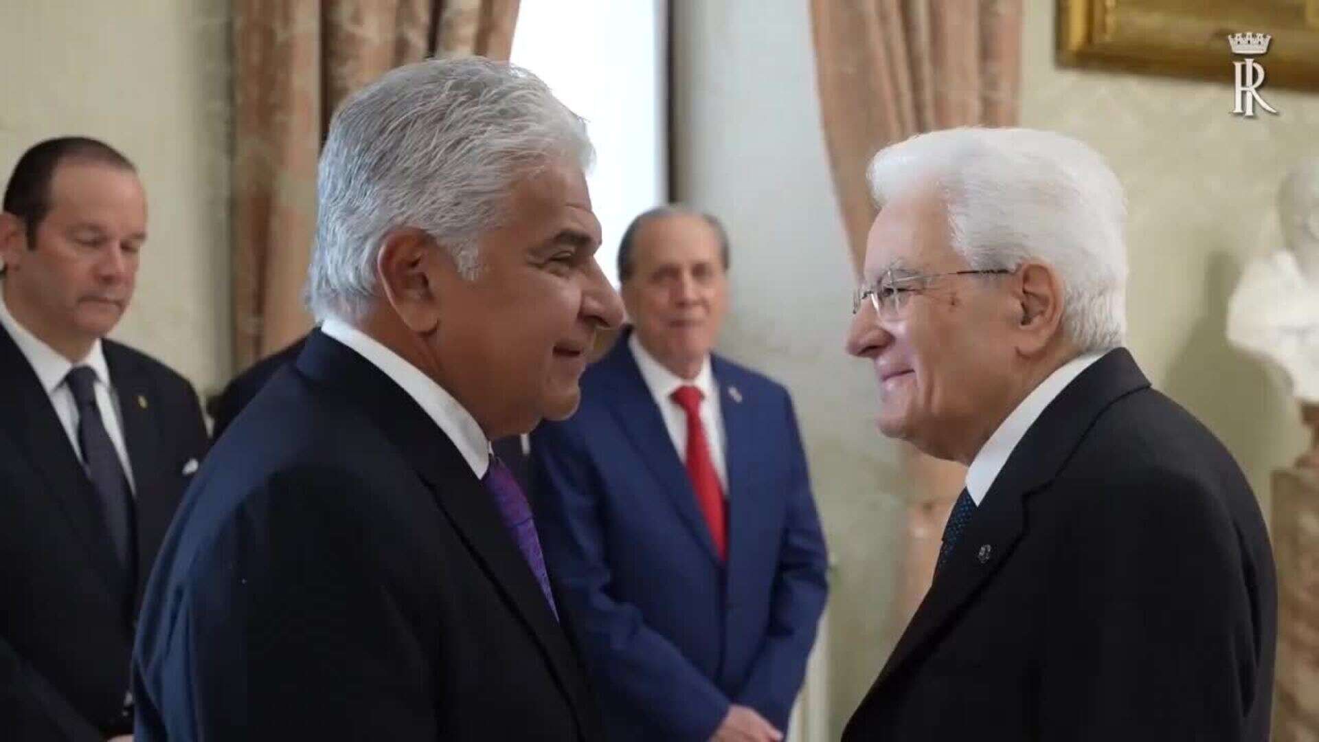 Mattarella agradece a Mulino su primera visita a Italia al recibirle en el Quirinal