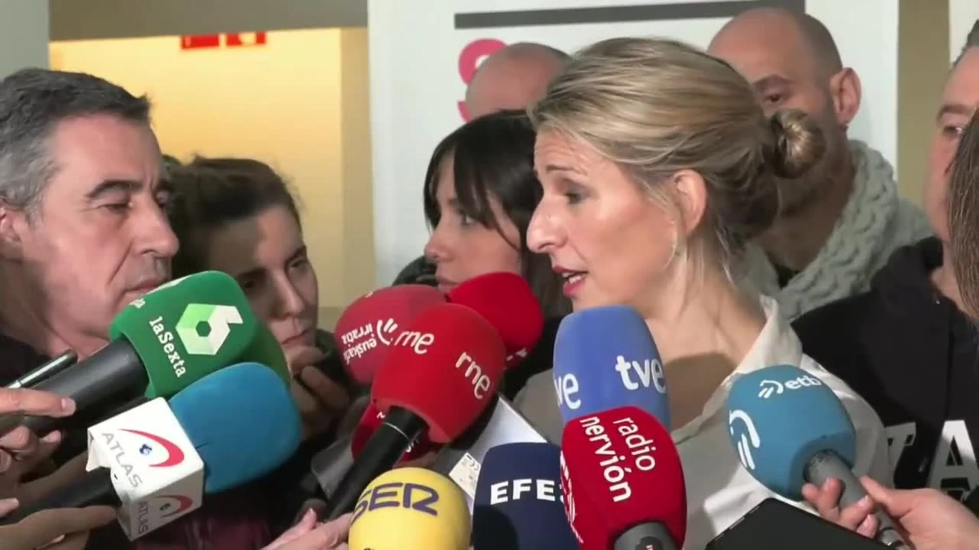 Díaz no aceptará un recorte del subsidio de desempleo porque hay superávit gracias a las cotizaciones