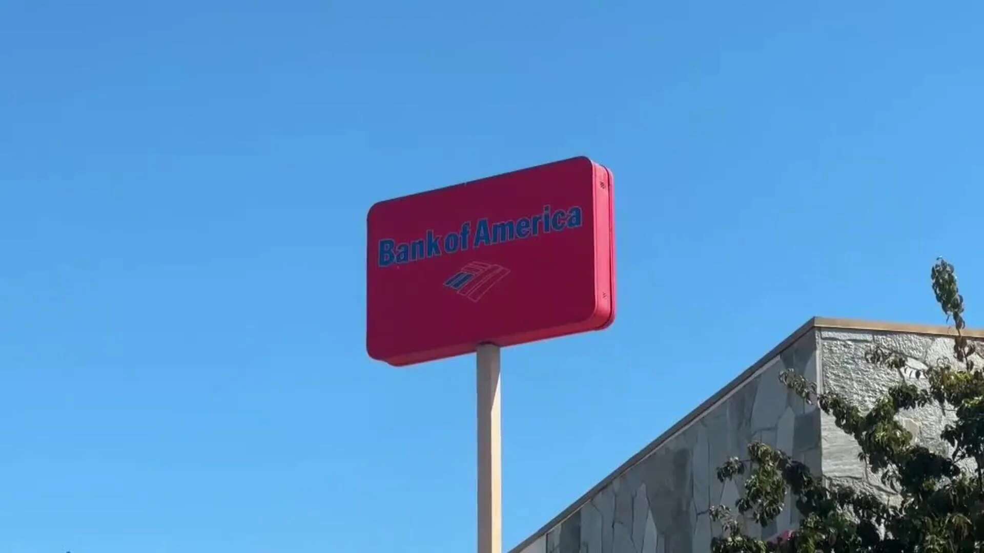 Clientes de Bank of América reportan problemas para acceder a sus cuentas en línea