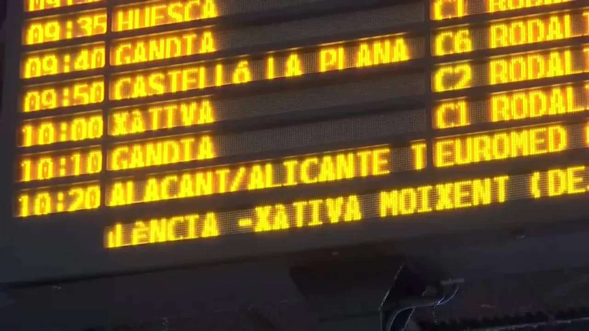 Renfe restablece este lunes el servicio Valencia-Alicante interrumpido por la dana