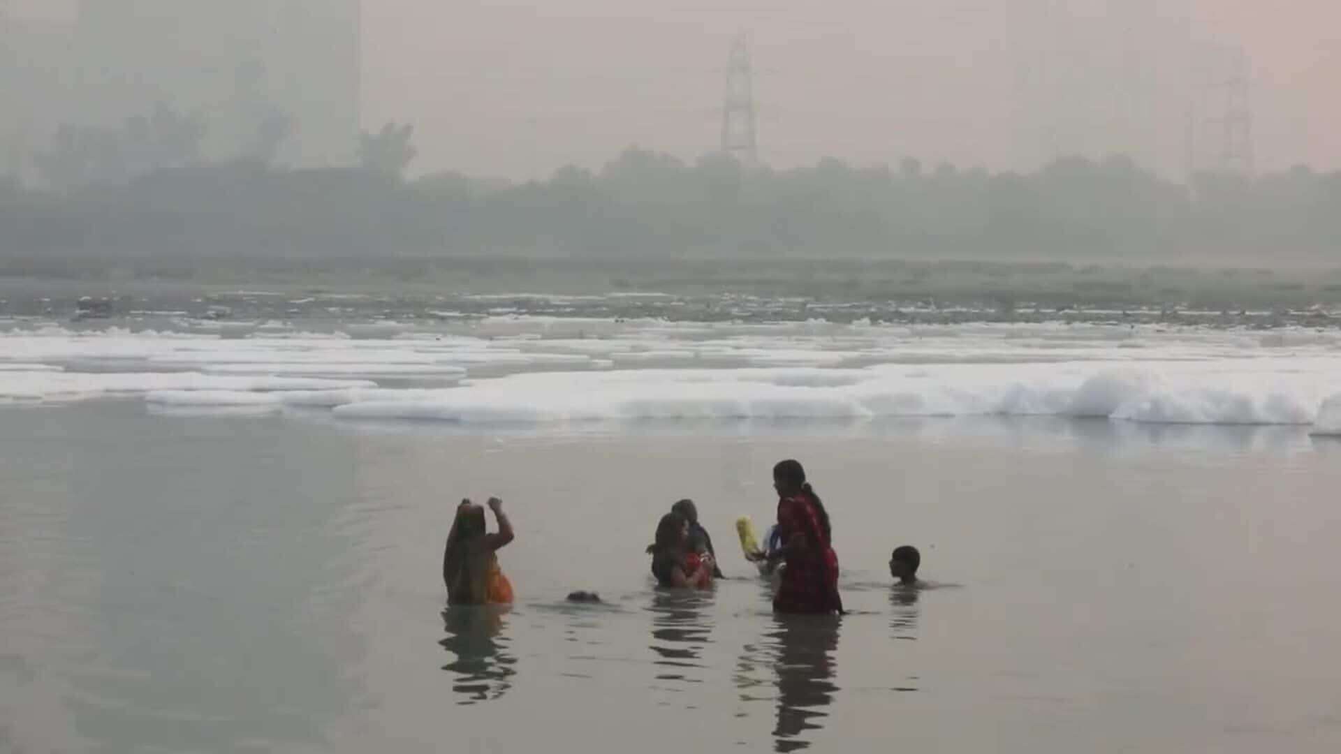 La contaminación en el río Yamuna en Nueva Delhi rebasa más de 3.000 veces los niveles máximos recomendados