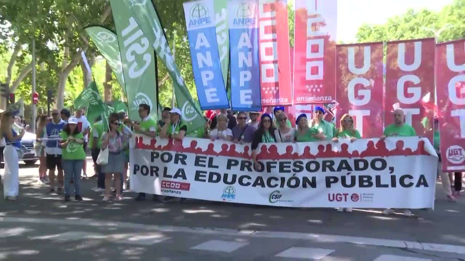 Una nueva 'marea verde' reclama este sábado la reducción de ratios y horarios lectivos