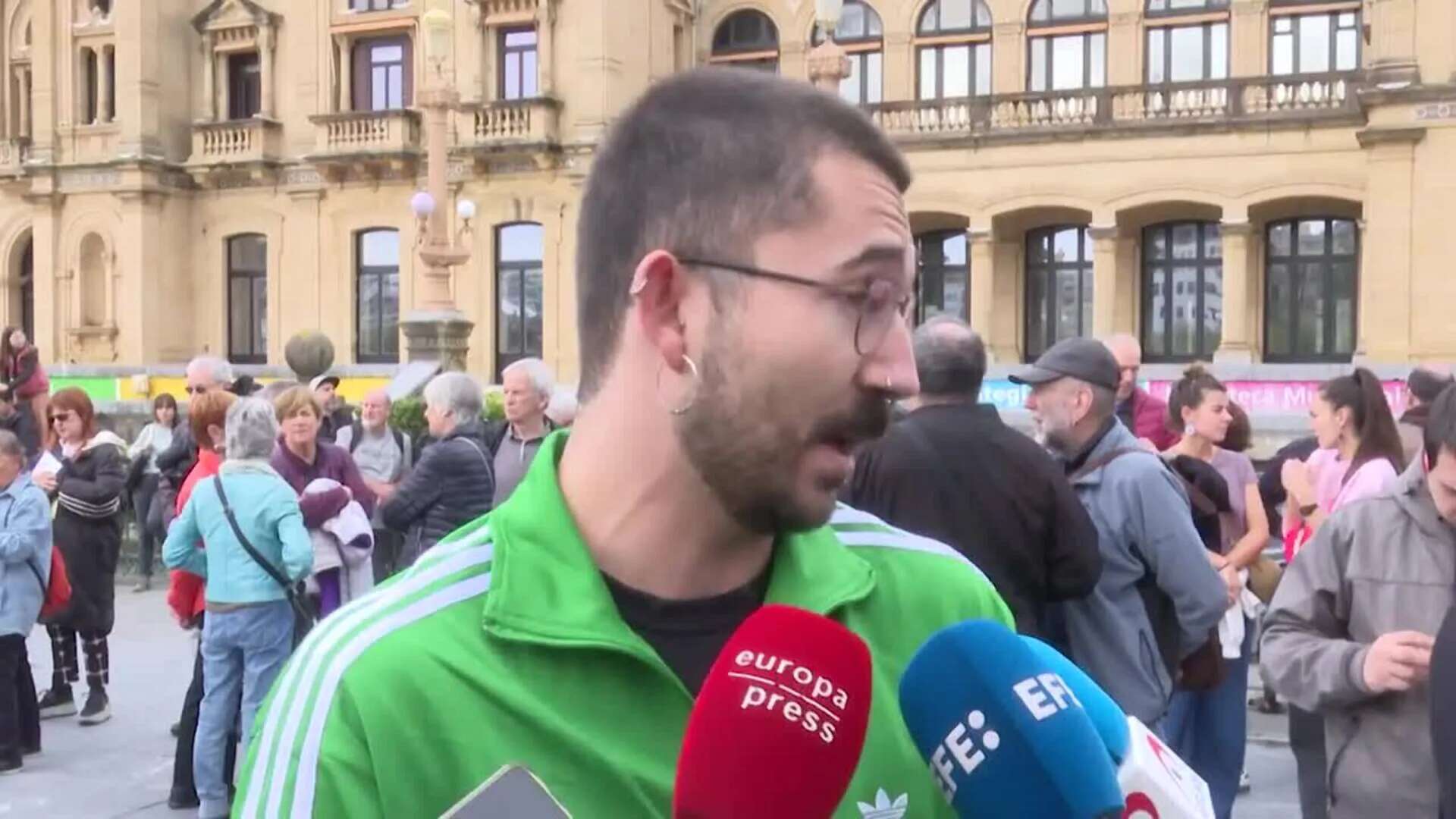 Un millar de personas se manifiestan en San Sebastián contra el modelo turístico de la ciudad