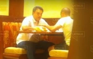 Pío López Obrador libra sanción del INE por caso donde recibe dinero de David León Romero
