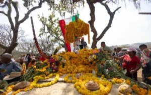 En lo recóndito de la montaña de Guerrero Tláloc aún escucha plegarias (Video)