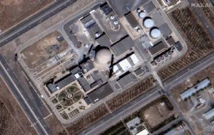 Hospital en Israel es alcanzado por misil; responde con ataques a objetivos nucleares en Irán