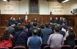 Ministros donarán parte de sus salarios a damnificados por lluvias; SCJN instala punto de acopio